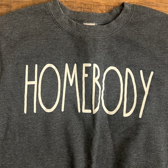 Cotton “Homebody” Graphic Sweatshirt, sz Medium. - Picture 2 of 10
